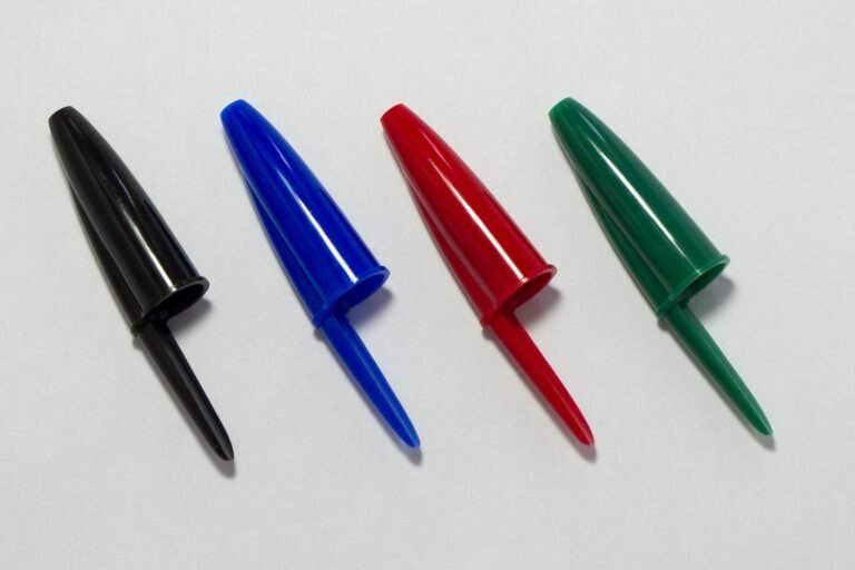 4_BIC_pen_caps