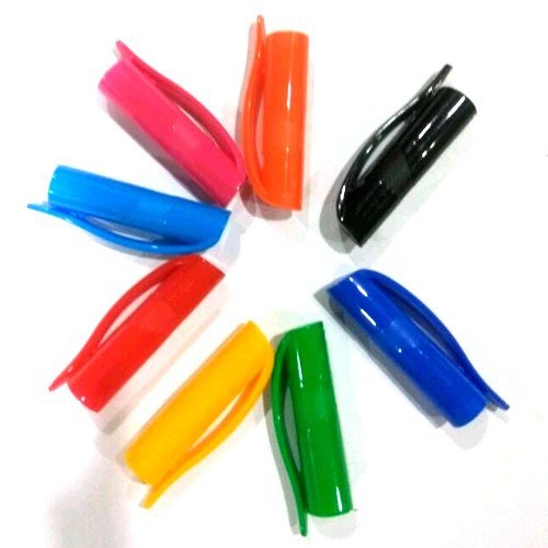 plastic-pen-caps